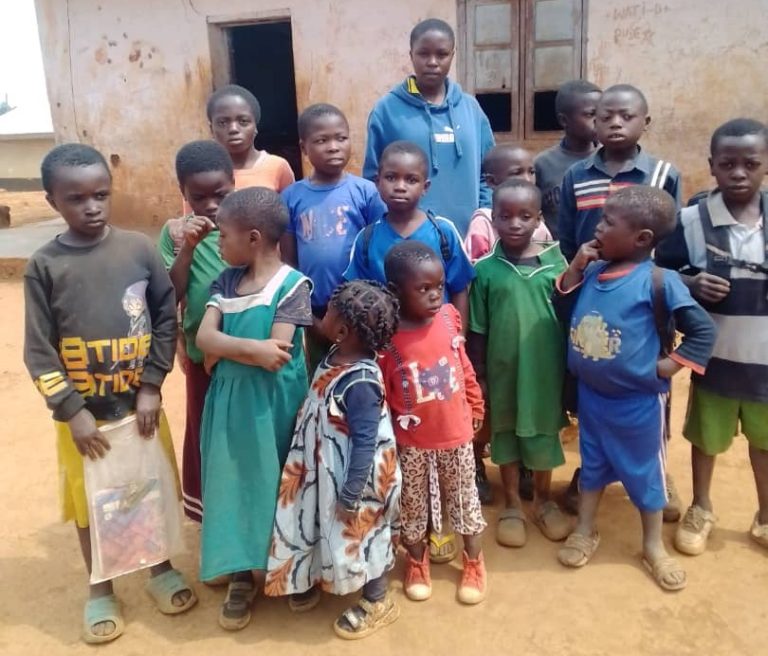 Scolarisation des enfants orphelins issus de zones en crise